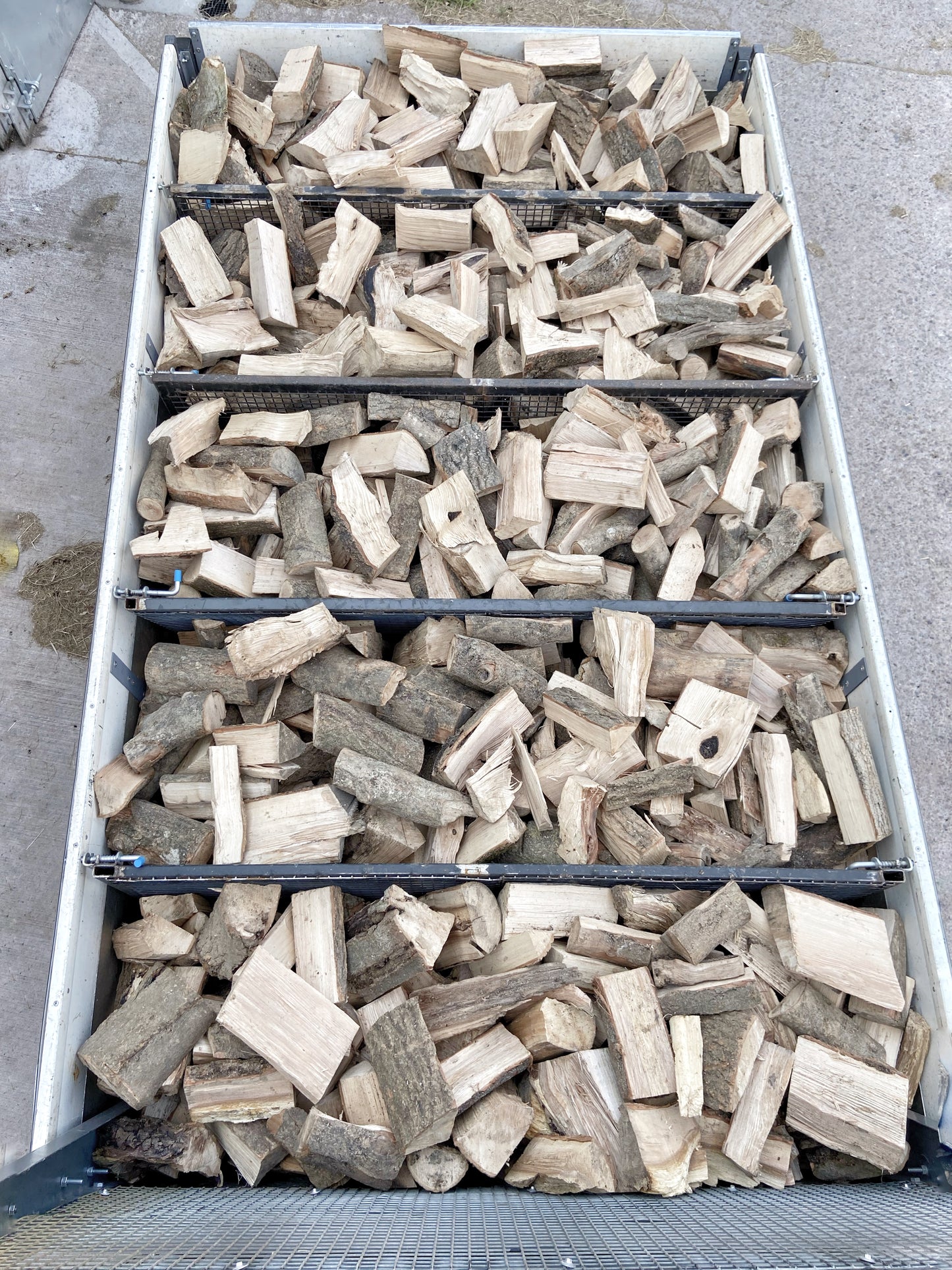 Hardwood Logs Locally Delivered